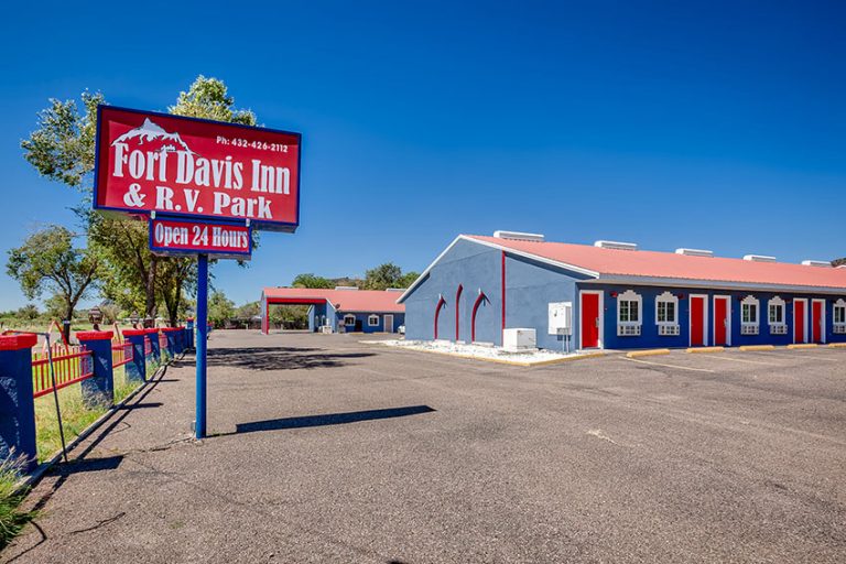 Book Your Amiable Stay at a Top of the Line Inn in Fort Davis TX