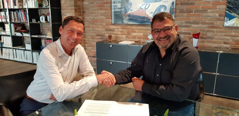 AIDA Cruises and CRUISEHOST Solutions conclude cooperation agreement