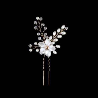 Selecting the Most Elegant Wedding Hairpins for Your Big Day