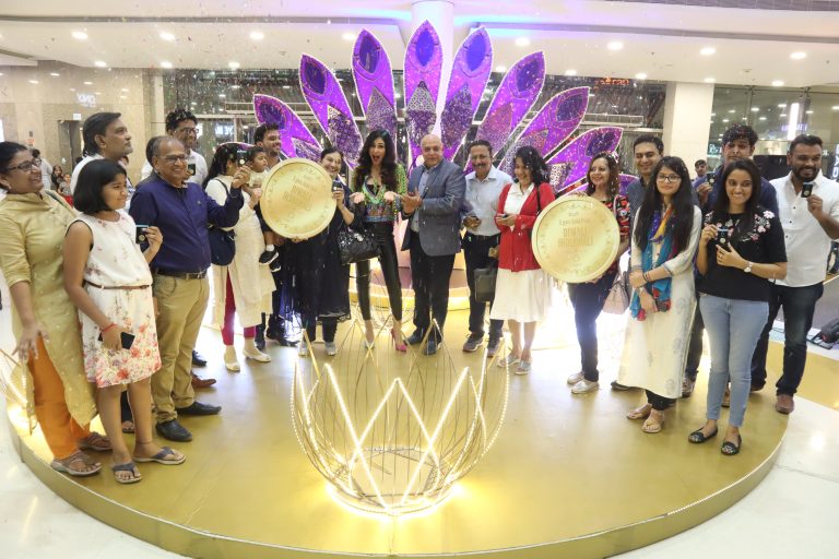 Rewards Galore at R-City Mall with Diwali Indiawali