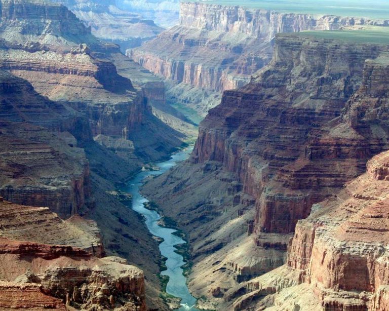 You Can Now Book A Luxurious And Comfortable Grand Canyon Bus Tour To Have A Memorable Experience!