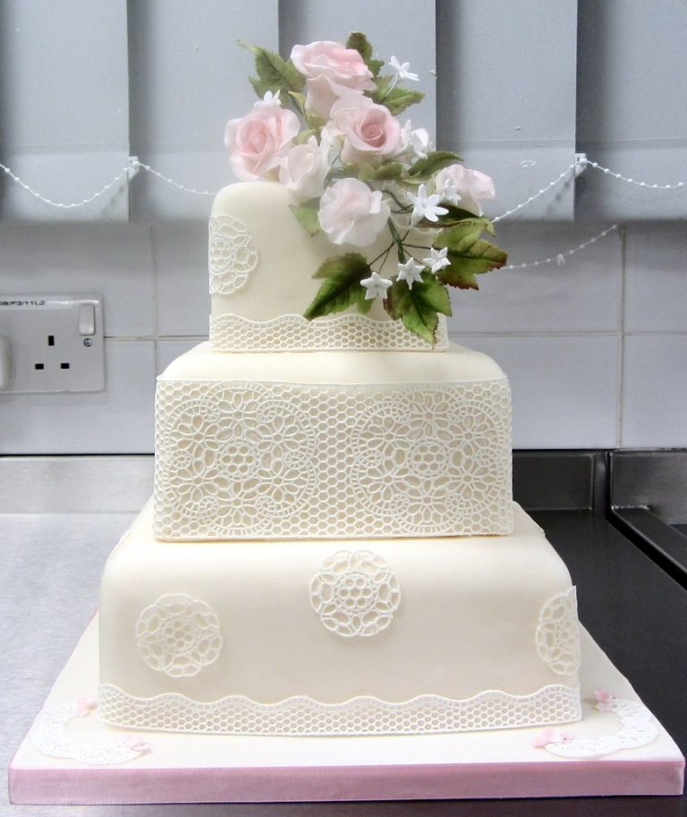 Wedding Cakes in Chennai