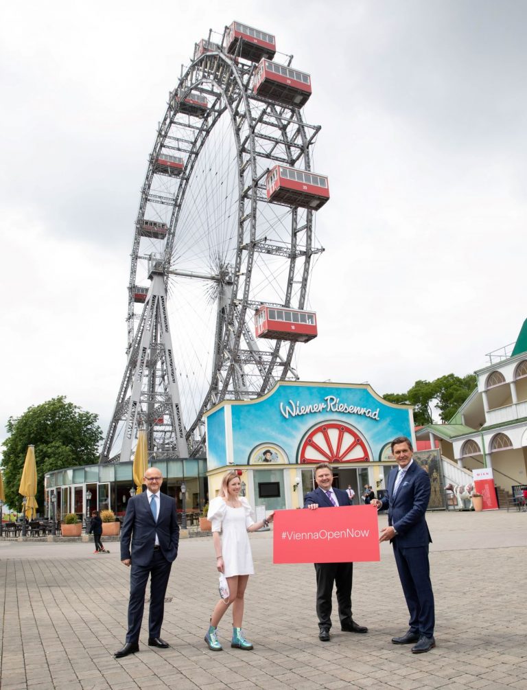 Vienna’s giant ferris wheel turns again