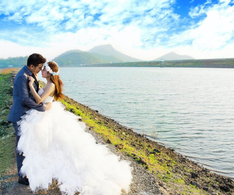 Expert Wedding Photographer: The way to Employ The most effective One