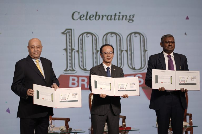 SMFG India Credit Launches its 1000th Branch; Commemorates Milestone with Special Cover & My Stamp Release