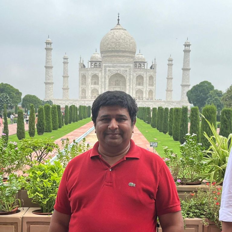 Indian Traveller Sets New Guinness World Record for Fastest Visit to New Seven Wonders